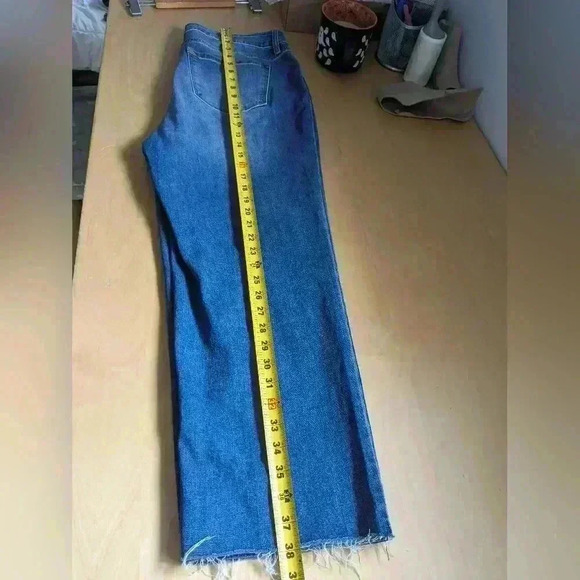 VIGOSS CROP STRAIGHT Jeans for women Size 31 Stretch  in great condition - Picture 11 of 12